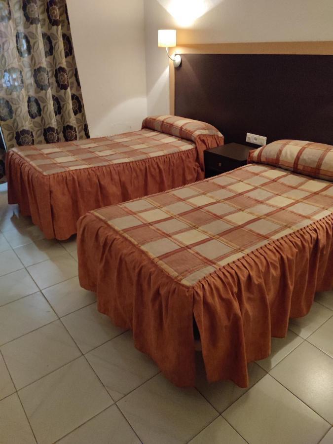 Hotel Cervantes Badajoz Kültér fotó
